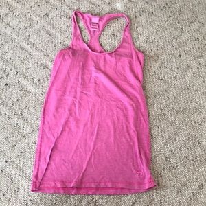 Pink razor back VS PINK tank top